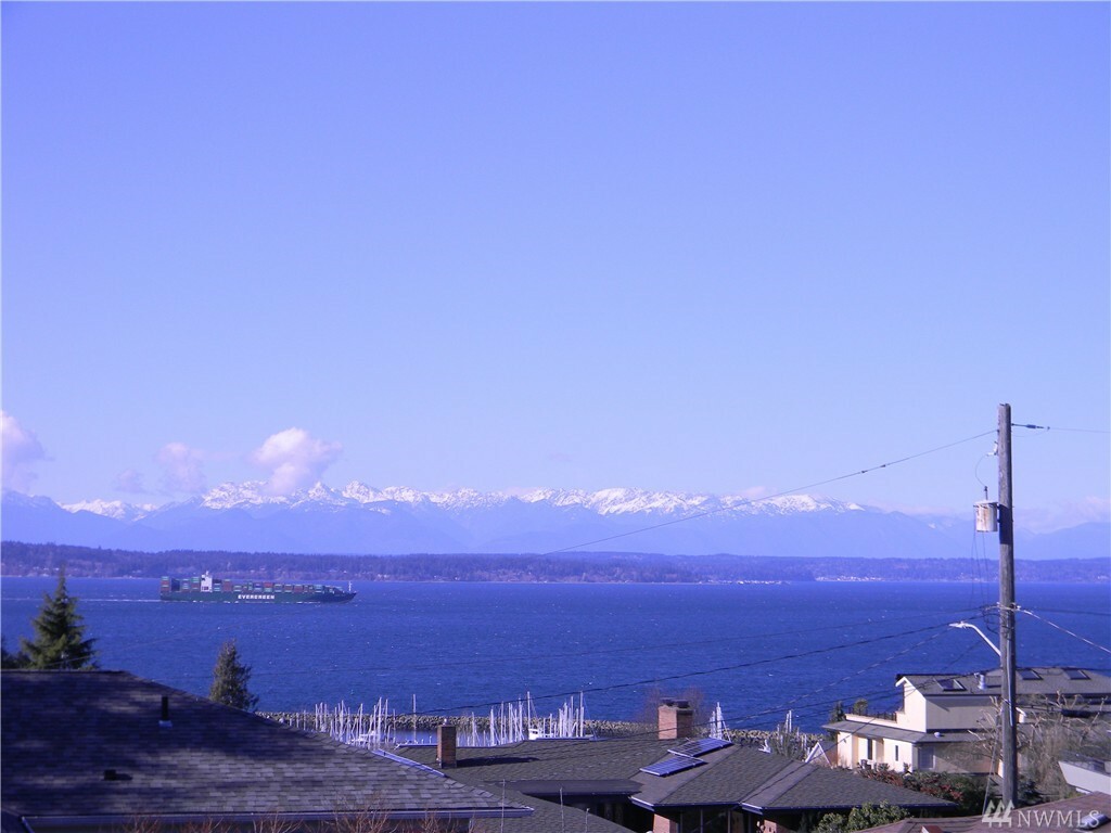 Property Photo: 6707 34th Ave NW WA 98117