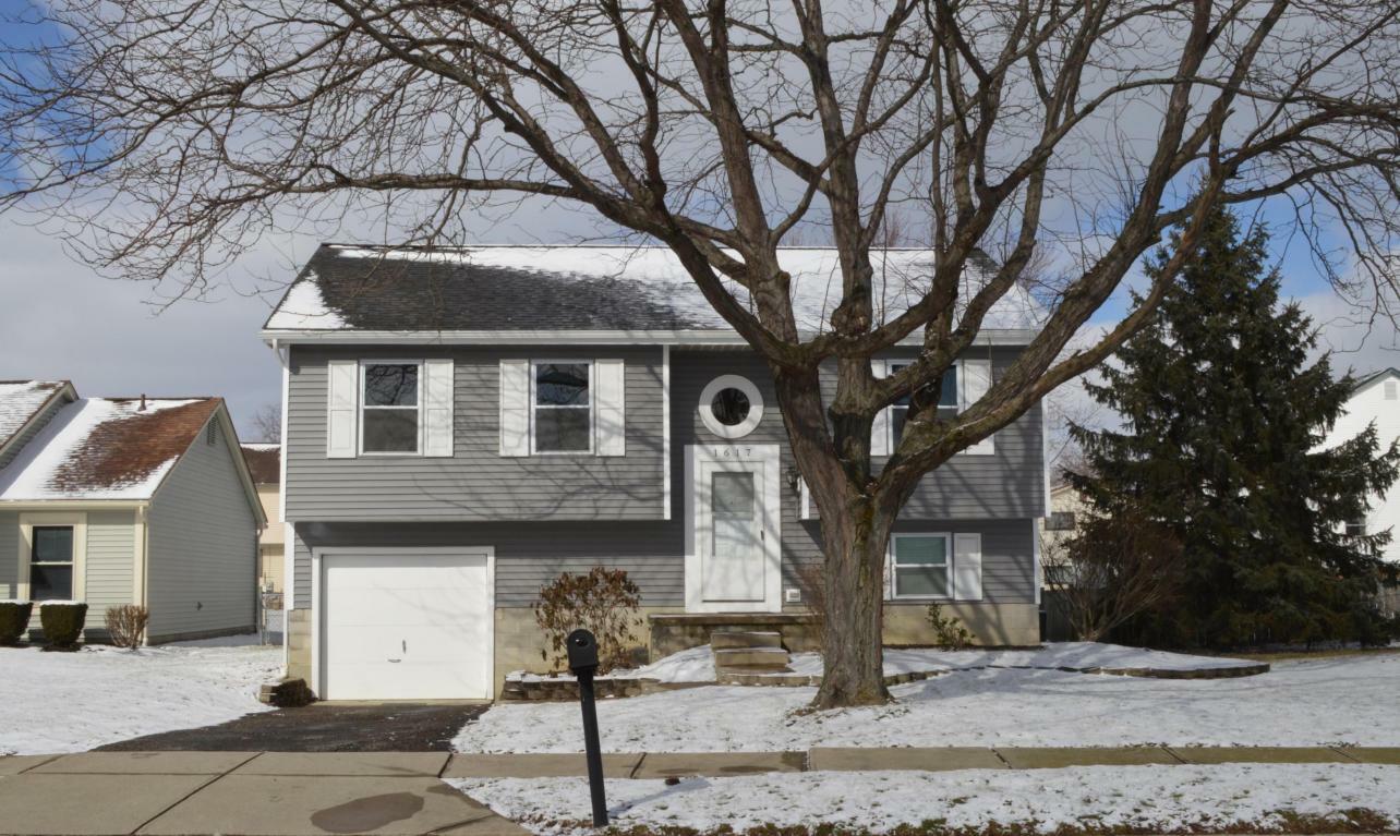 Property Photo:  1617 Hillsbury Drive  OH 43119 