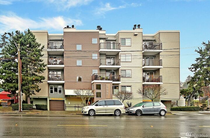 3045 20th Ave W 405  Seattle WA 98199 photo