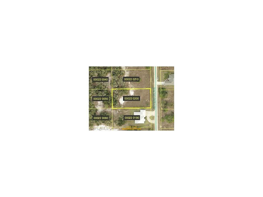 Property Photo: 1715 Jefferson Avenue FL 33972