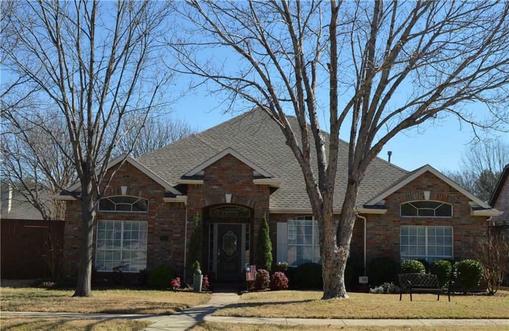 Property Photo:  134 Oakbend Drive  TX 75019 