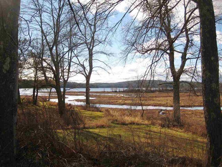 Property Photo:  41 Chester Road  NH 03032 