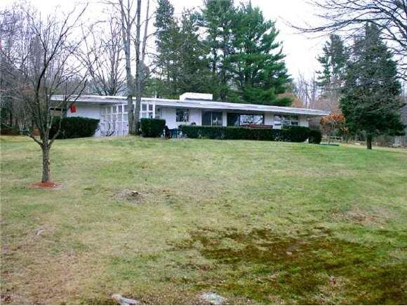Property Photo:  39 Woodwinds Hills Dr  NH 03246 