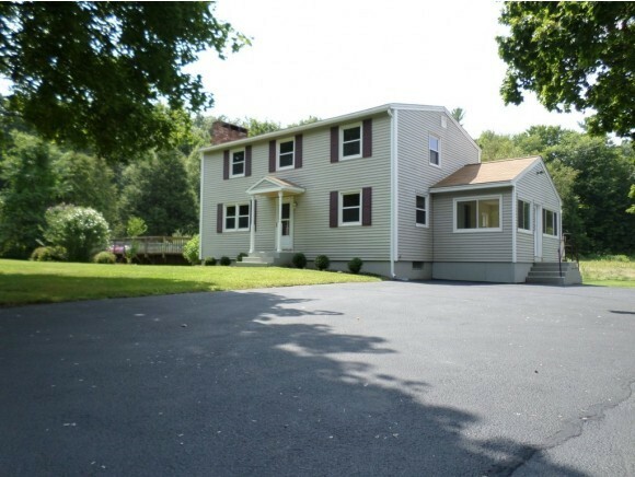 Property Photo:  75 Amesbury Rd  NH 03833 