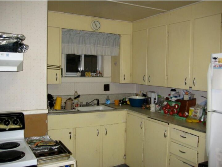 Property Photo:  7 Hutchinson Ave.  NH 03301 