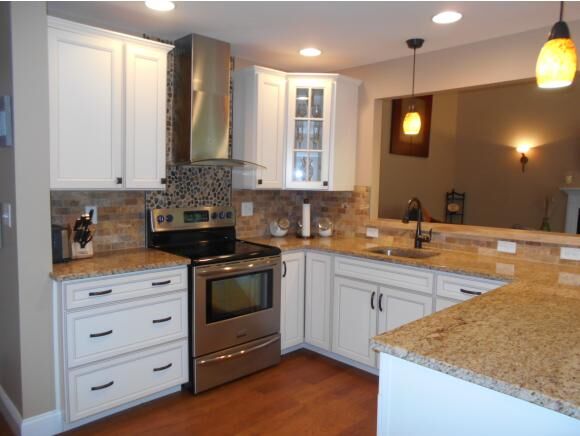 Property Photo:  66 Willow Court  NH 03032 