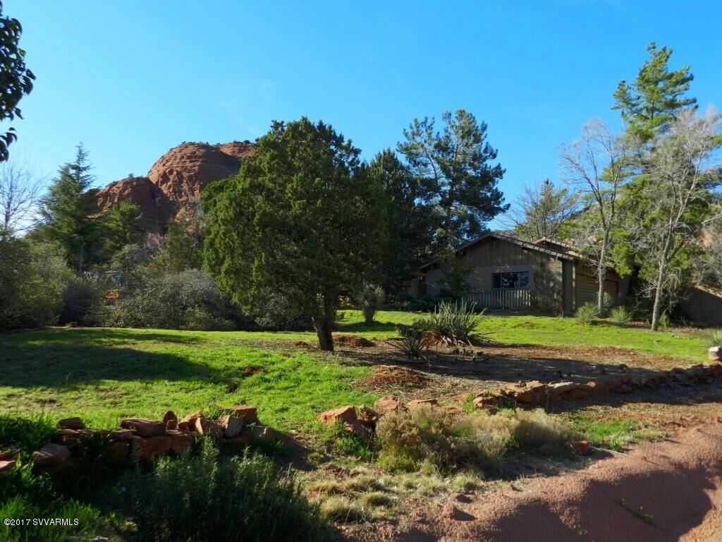 Property Photo: 425 Last Wagon Drive AZ 86336
