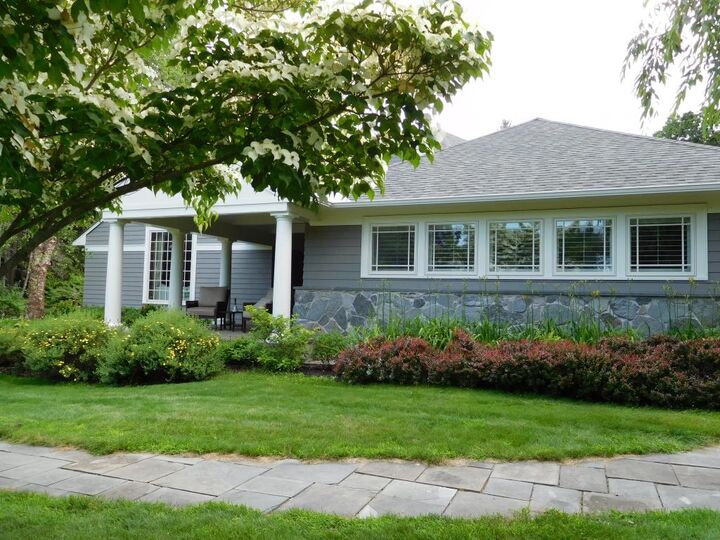 Property Photo:  6 Stoneridge Drive  NH 03870 