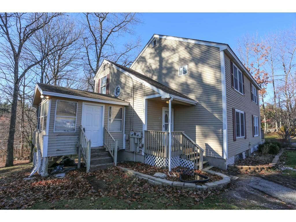 Property Photo:  3 Richardson Drive L  NH 03038 