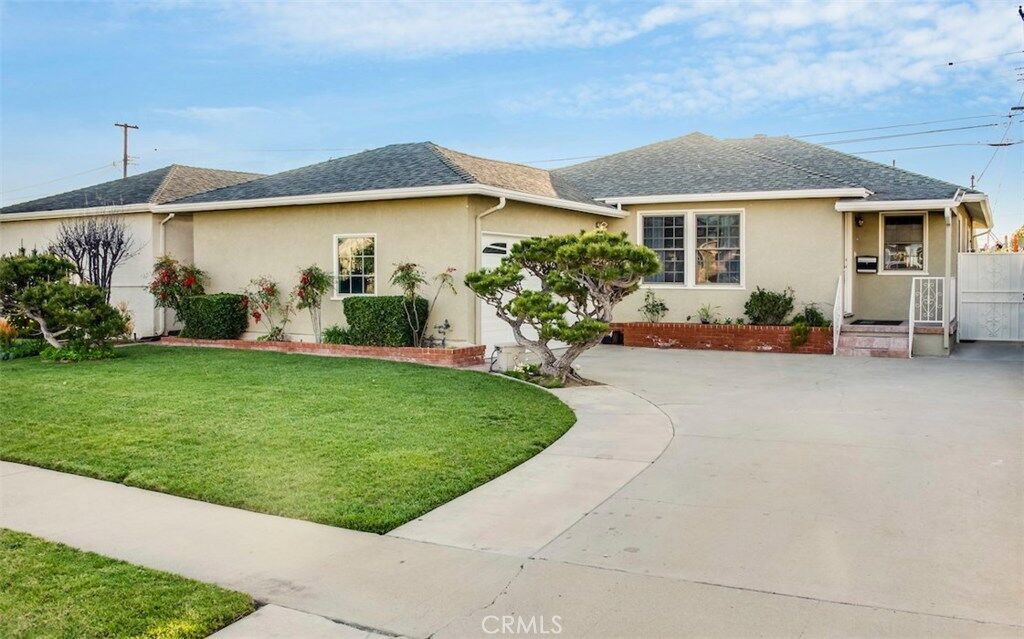 Property Photo: 15419 S Wilton Place CA 90249