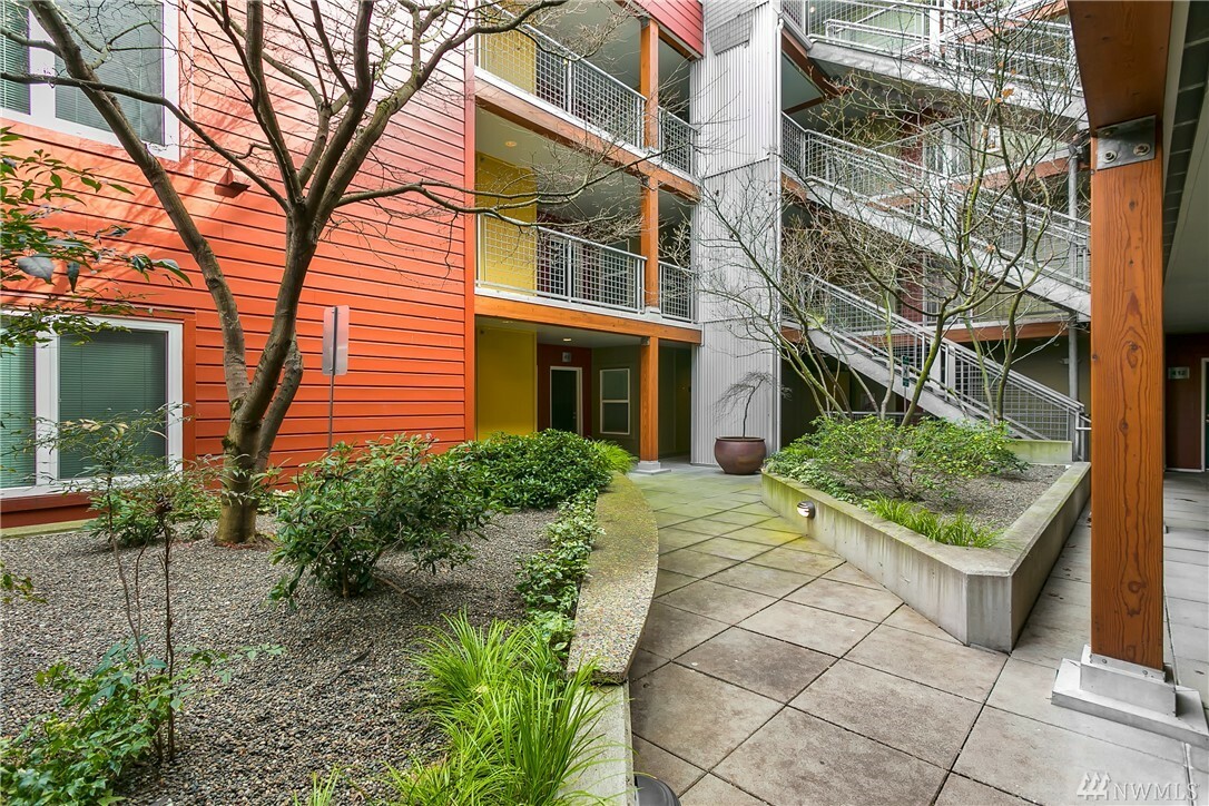 Property Photo: 2440 Western Ave 407 WA 98121