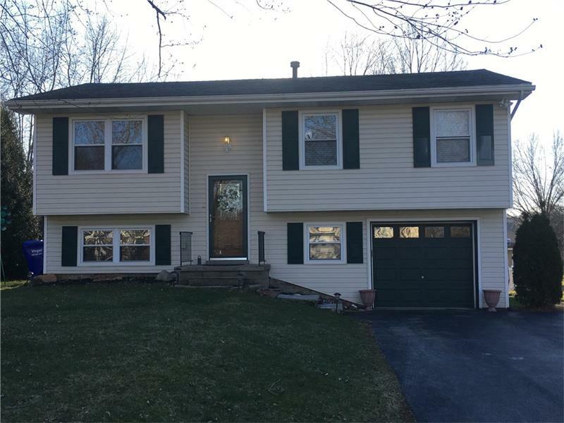 Property Photo:  112 Carters Grove Drive  PA 15044 