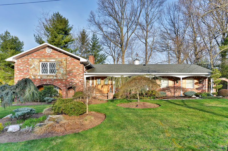 Property Photo: 70 Ann Ter NJ 07656