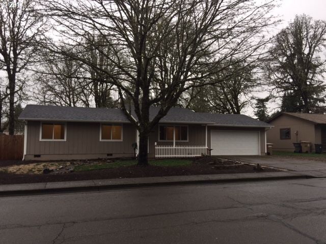 Property Photo: 1160 29th Ave OR 97386