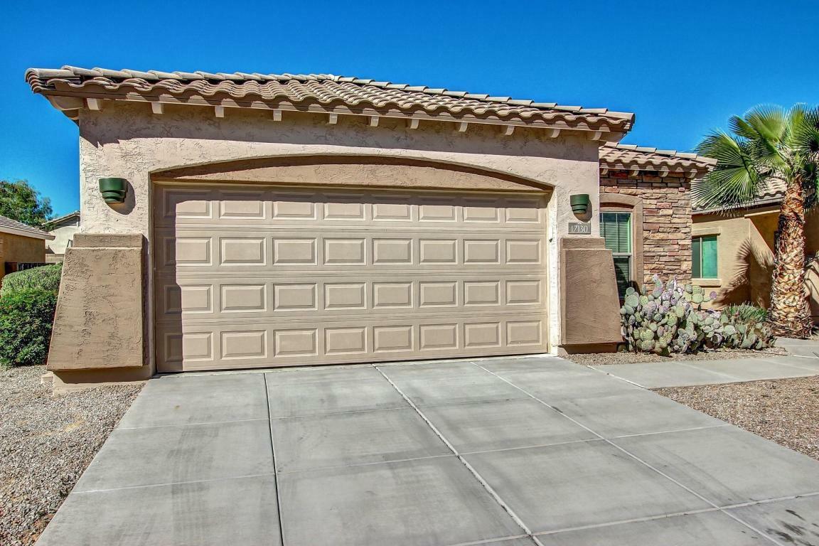 Property Photo:  17130 W Desert Lane  AZ 85388 