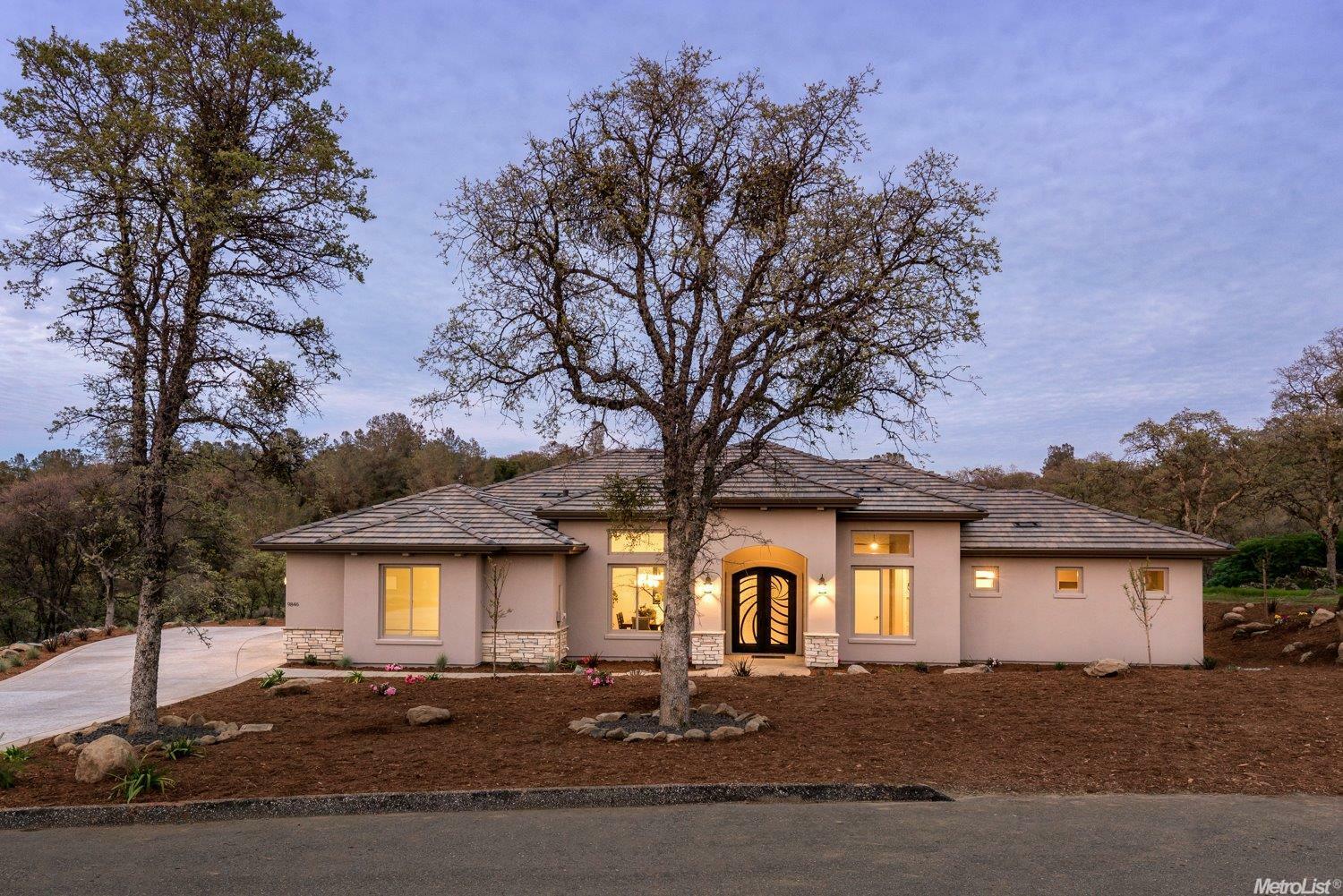 Property Photo: 9846 Spyglass Circle CA 95602