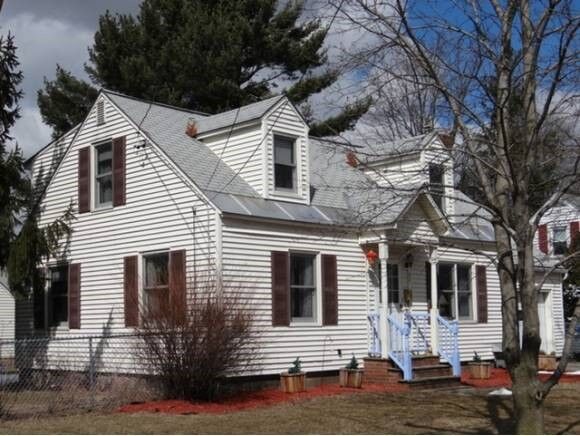Property Photo:  39 South Summit Street  VT 05452 