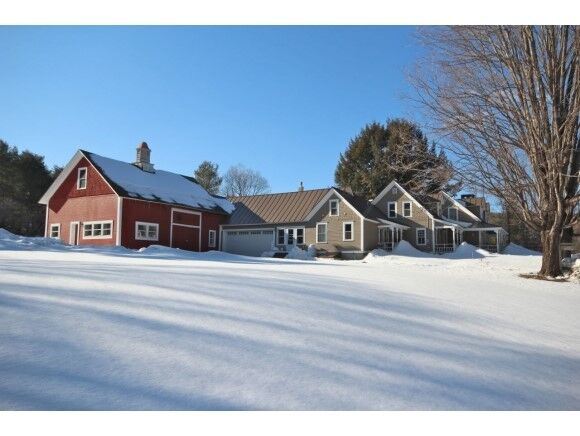 Property Photo: 1097 County Road VT 05089