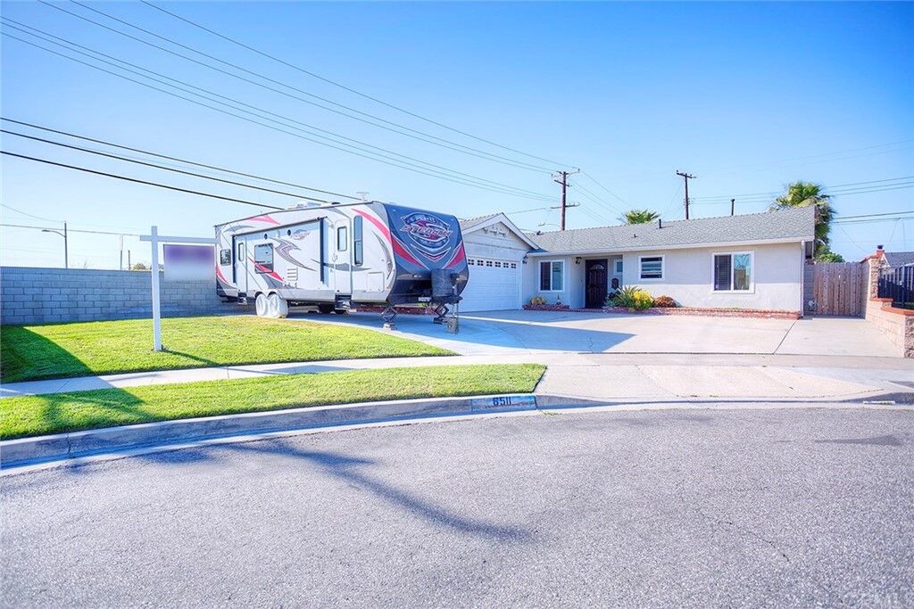 Property Photo:  6511 Laurelton Avenue  CA 92845 