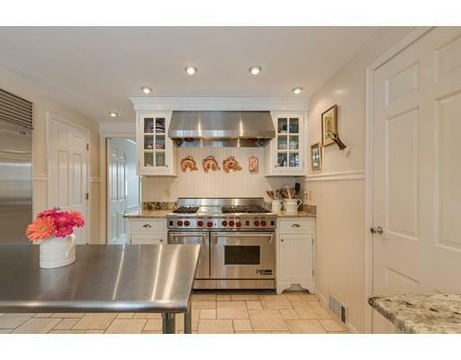 Property Photo:  130 Flagg St  MA 01609 