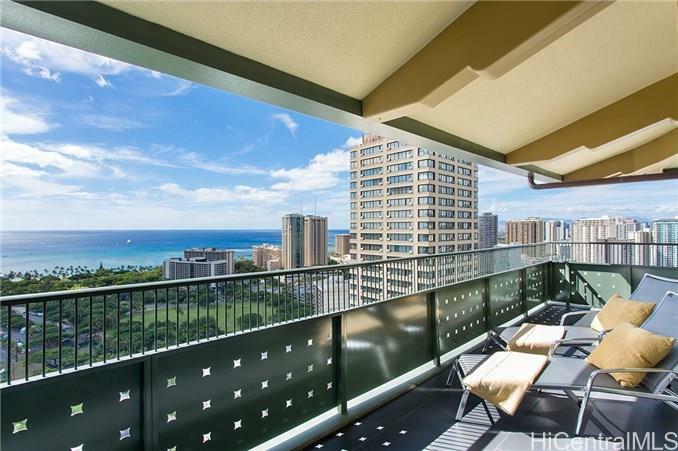 Property Photo: 421 Olohana Street Ph-1 HI 96815