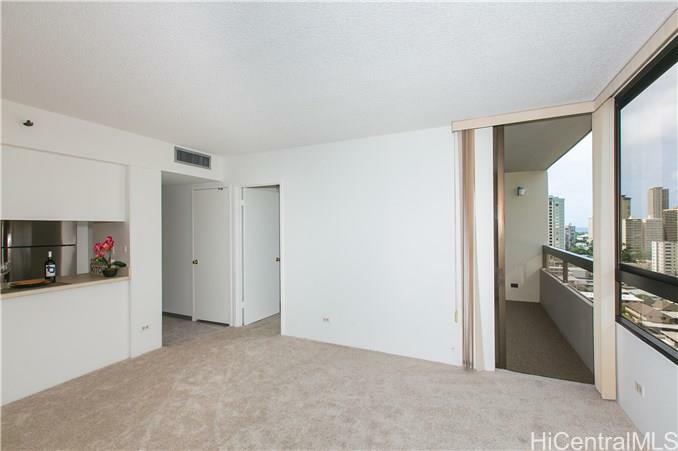 Property Photo:  2499 Kapiolani Boulevard 1604  HI 96826 