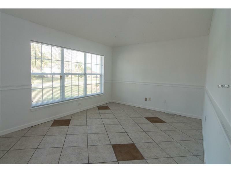 Property Photo:  10234 Summer Elm Avenue  FL 34711 