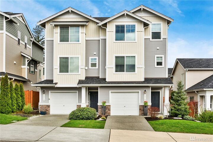 207 127th St SE B  Everett WA 98208 photo