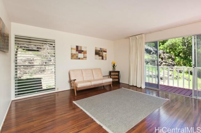 Property Photo: 1463 Kalanikai Place 44 HI 96821