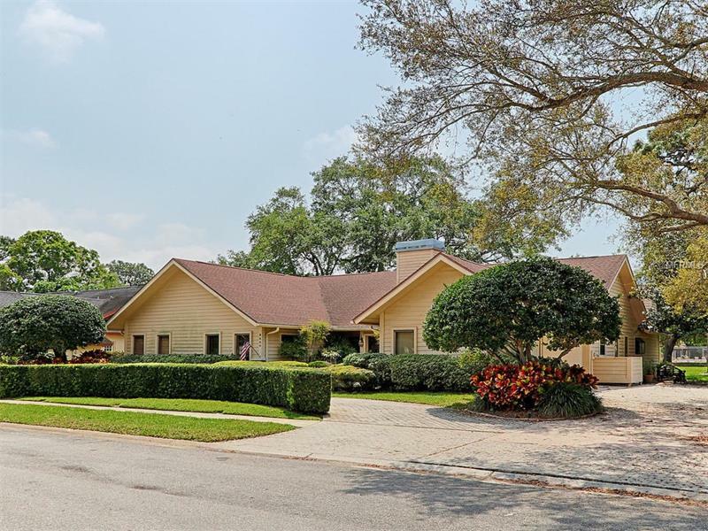 Property Photo:  8680 Longwood Drive  FL 33777 