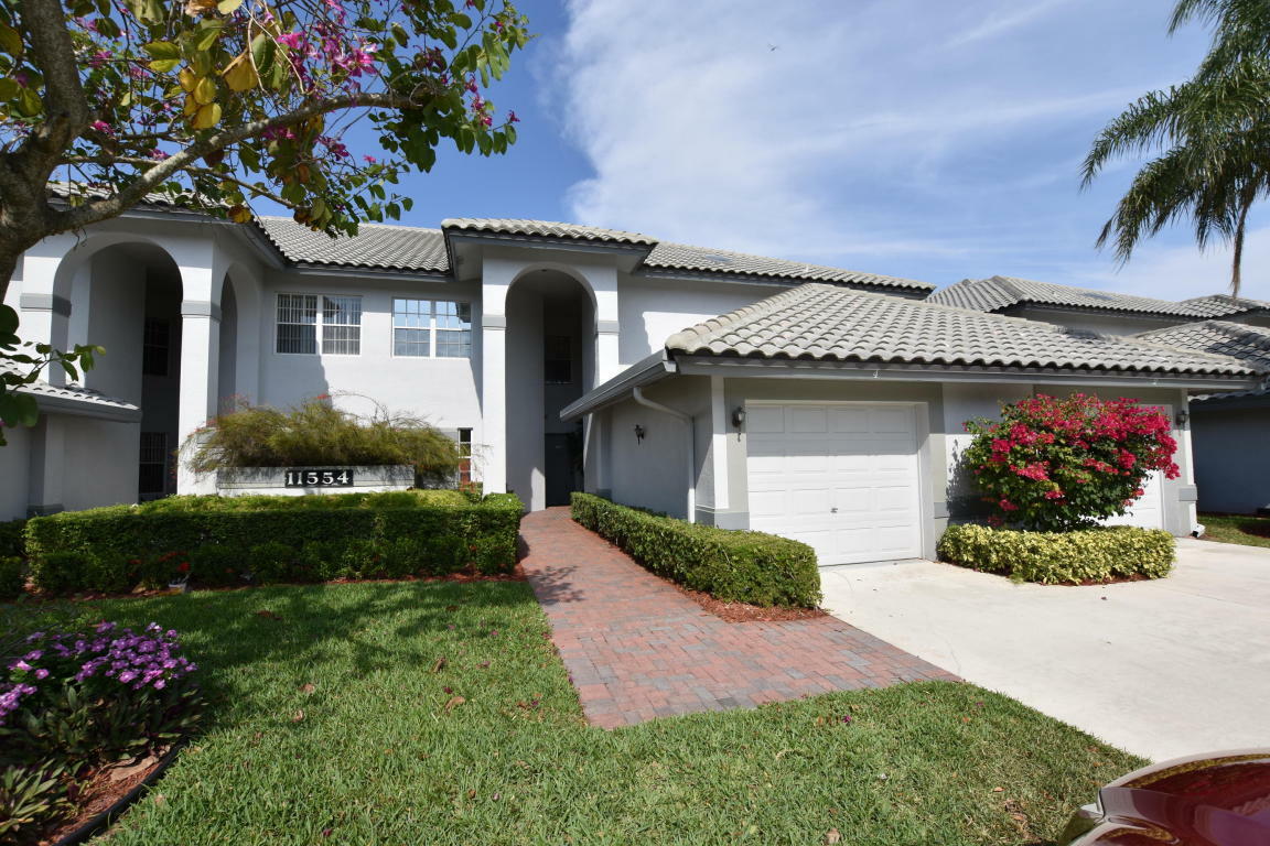 Property Photo:  11554 Briarwood Circle 4  FL 33437 