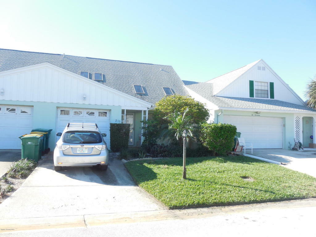 Property Photo:  215 Emerald Drive N 215  FL 32937 