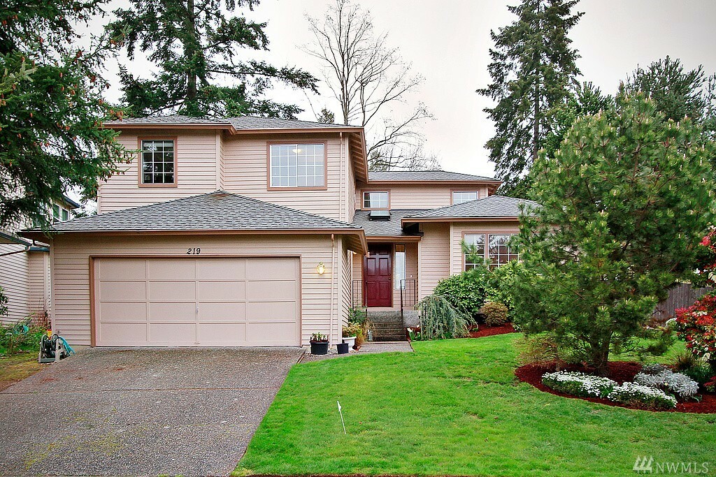 Property Photo:  219 236th Place SW  WA 98021 