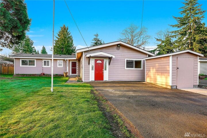 15844 14th Ave SW  Burien WA 98166 photo