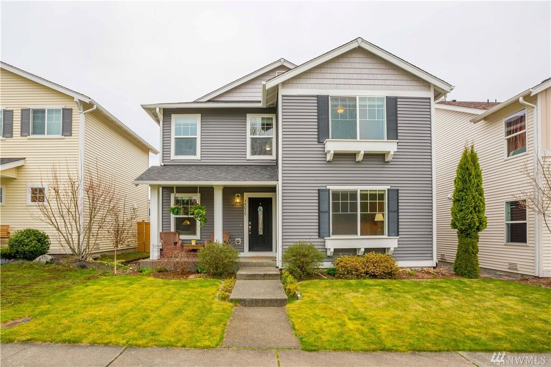 Property Photo:  34030 SE Carmichael St  WA 98065 