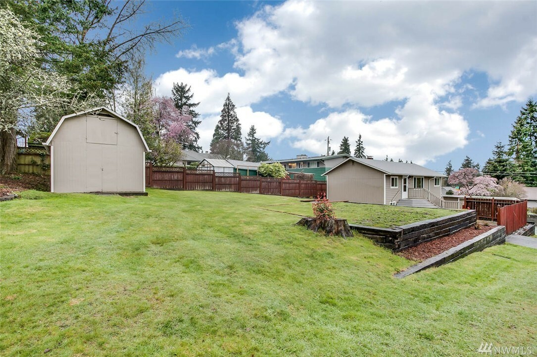 Property Photo:  12403 14th Ave SW  WA 98146 