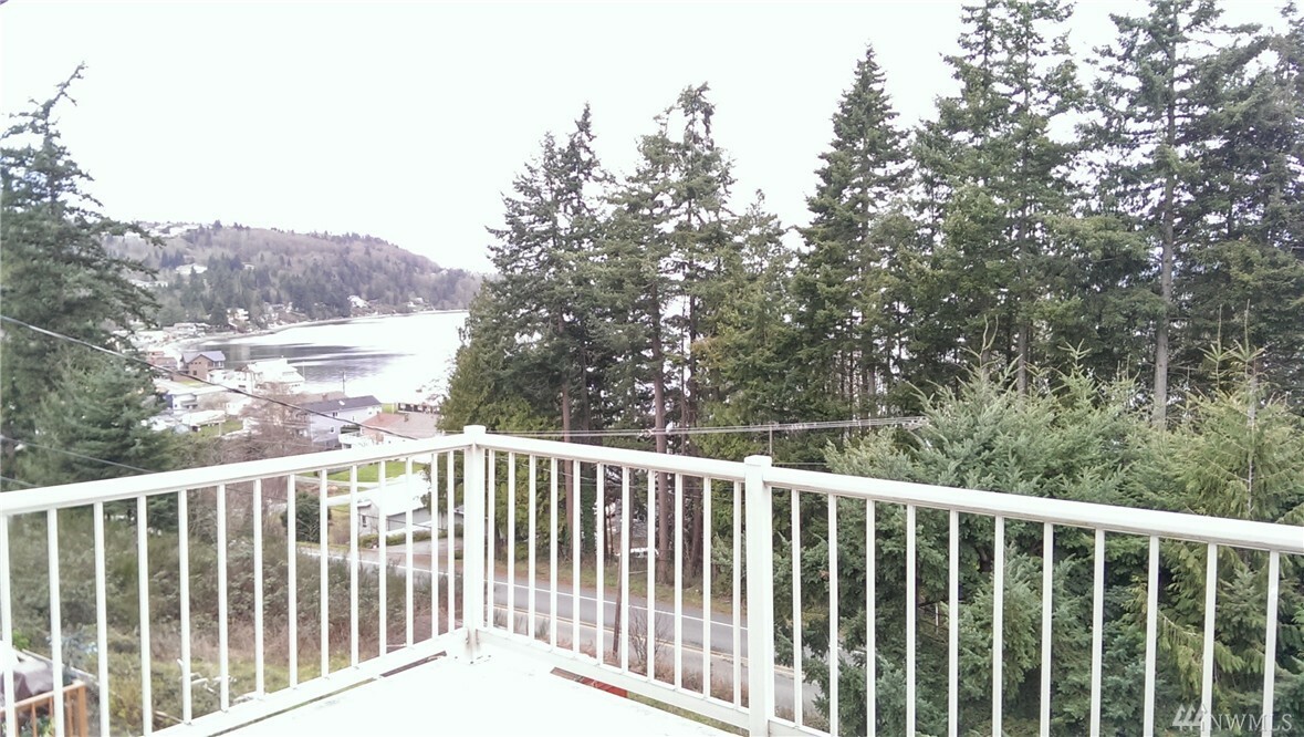 Property Photo:  130 E North Camano Dr 3  WA 98282 