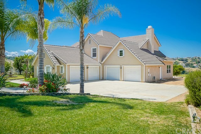 Property Photo:  16233 Heritage Grove Road  CA 92504 