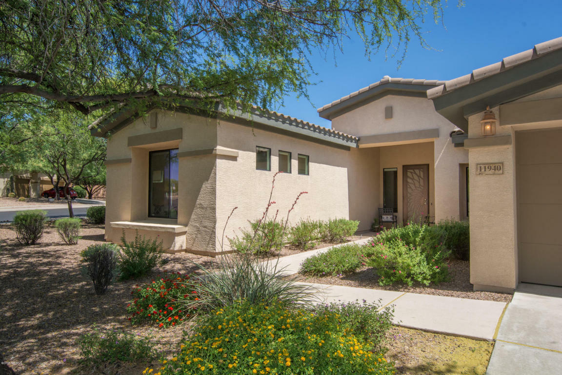 Property Photo:  11940 N Verch Way  AZ 85737 