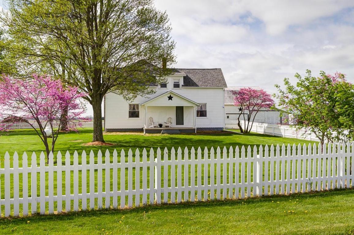Property Photo: 6475 Lilly Chapel Georgesville Road OH 43140