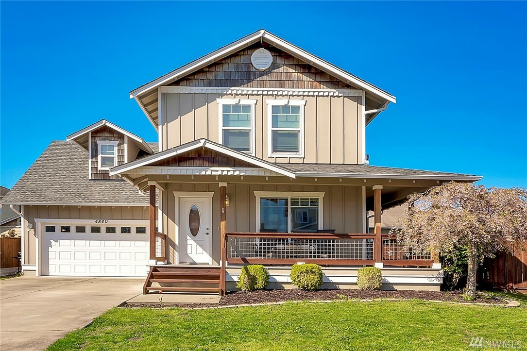 Property Photo: 4840 Outrigger Lp WA 98230