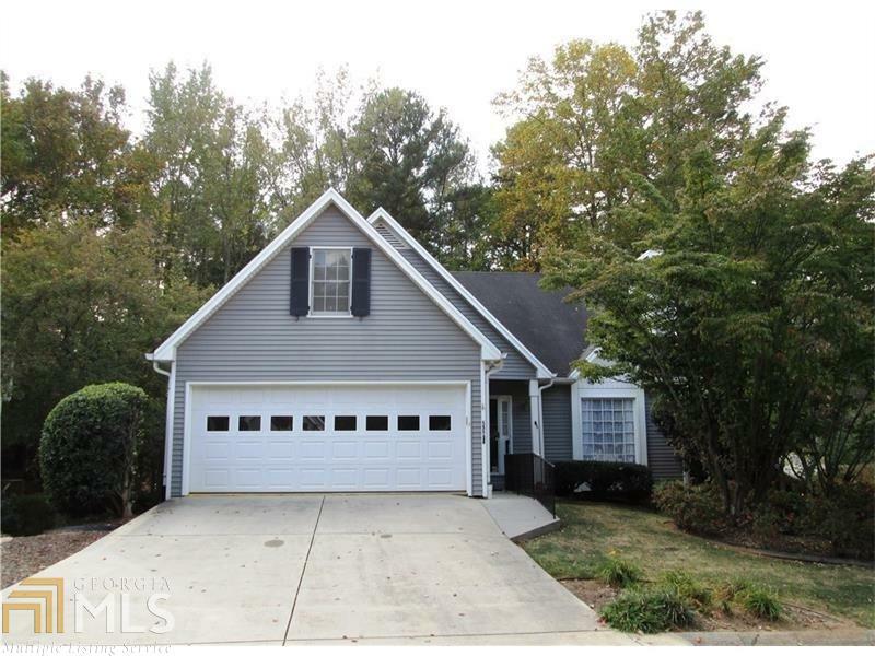 Property Photo: 595 Oakledge Dr GA 30060