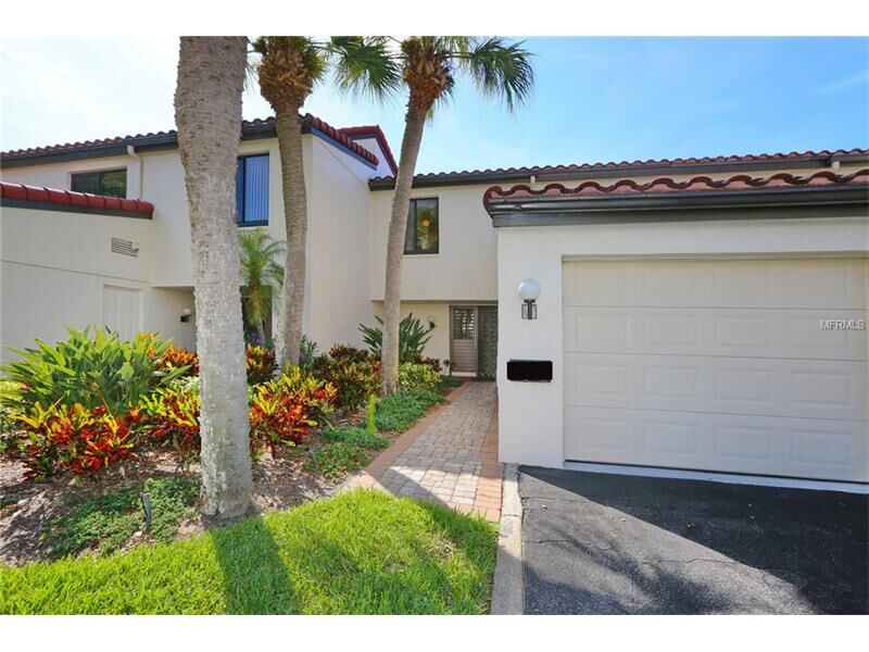 Property Photo:  2063 Gulf Of Mexico Drive T1-102  FL 34228 