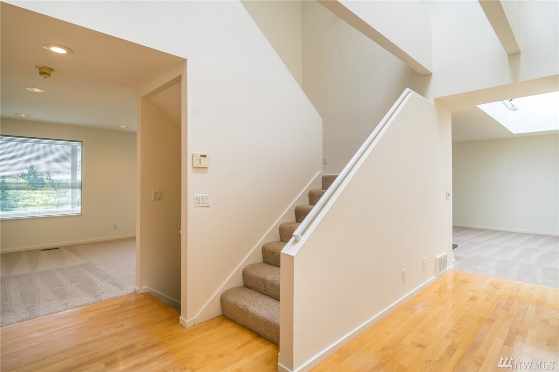 Property Photo: 13527 SE 50th Place WA 98006