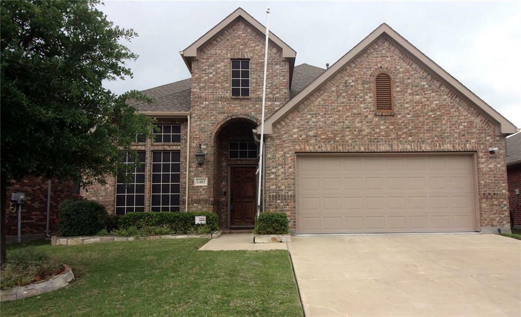 Property Photo:  1405 Realoaks Drive  TX 76131 