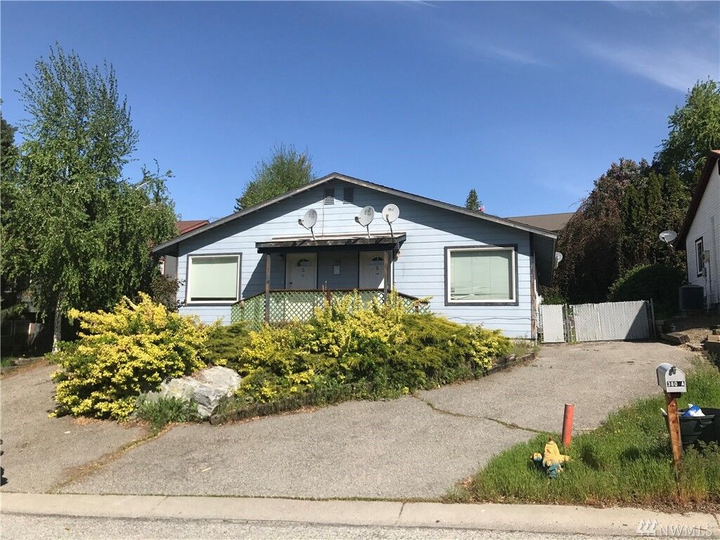 Property Photo:  380 N Shore Ct  WA 98831 