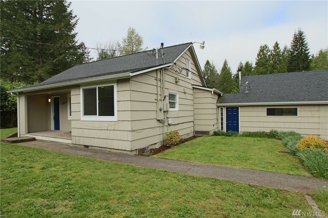 Property Photo: 10415 Littlerock Rd SW WA 98512