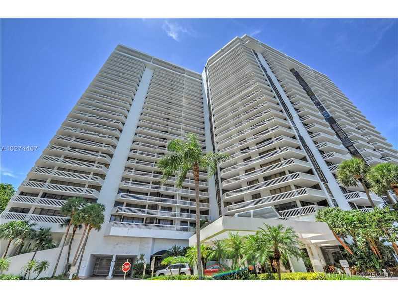 Property Photo: 20281 E Country Club Dr 1204 FL 33180