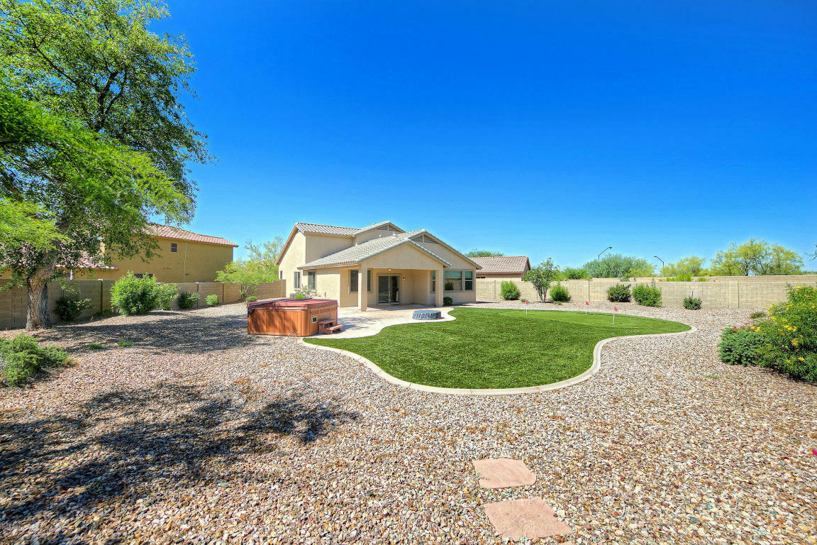 Property Photo:  40039 N Cross Timbers Court  AZ 85086 