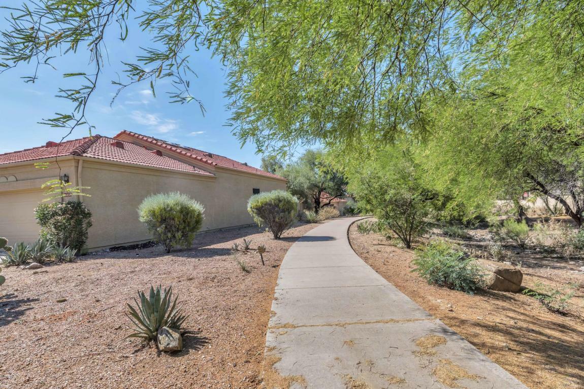 Property Photo:  11203 E Mercer Lane  AZ 85259 